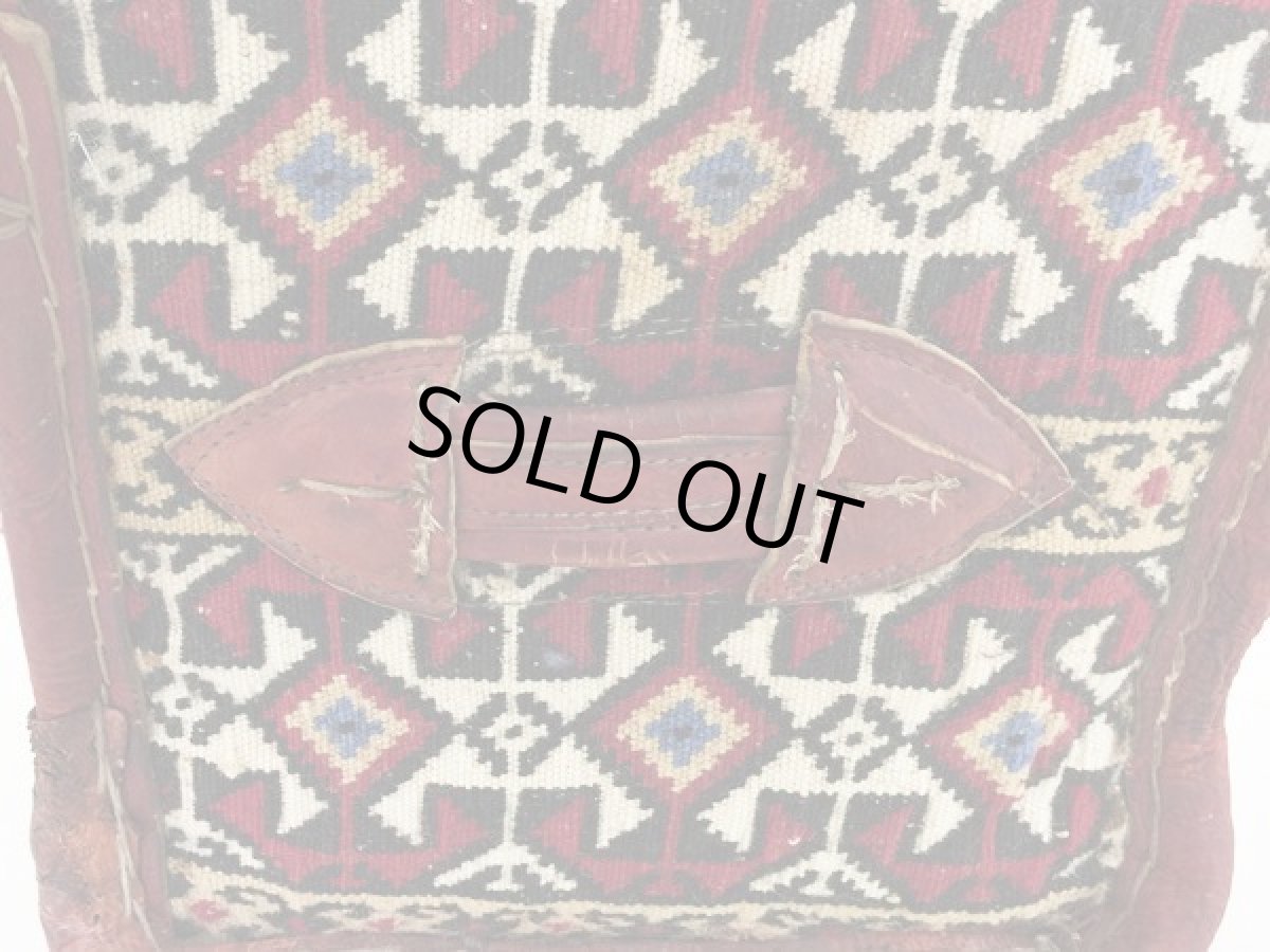 画像11: ゾランヴァリ遊牧民ギャッベ：ギャッベスツール　マフラッシュ (11)