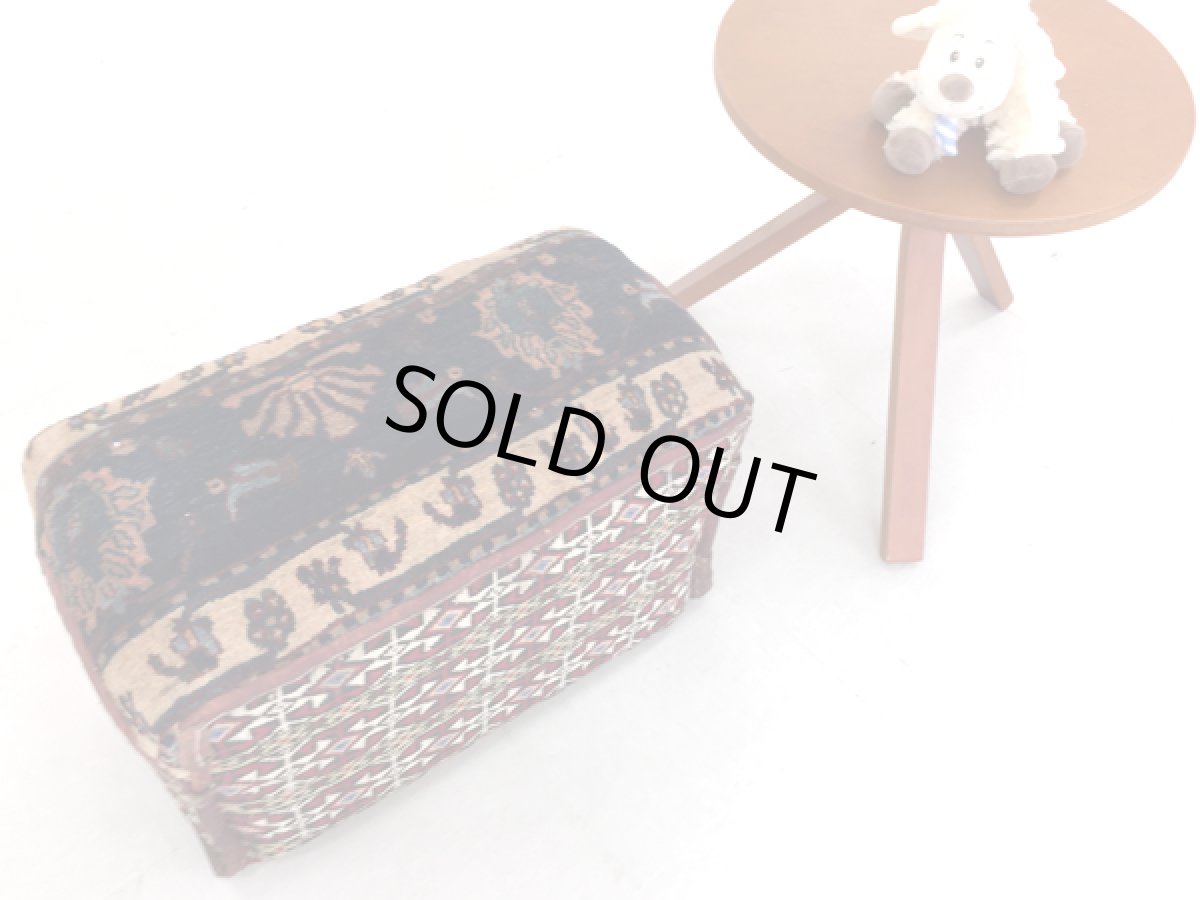 画像4: ゾランヴァリ遊牧民ギャッベ：ギャッベスツール　マフラッシュ (4)