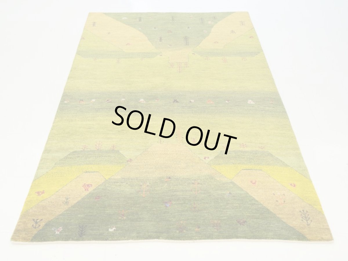 画像6: ゾランヴァリギャッベ：カシュクリ　リビング中（215×149) (6)