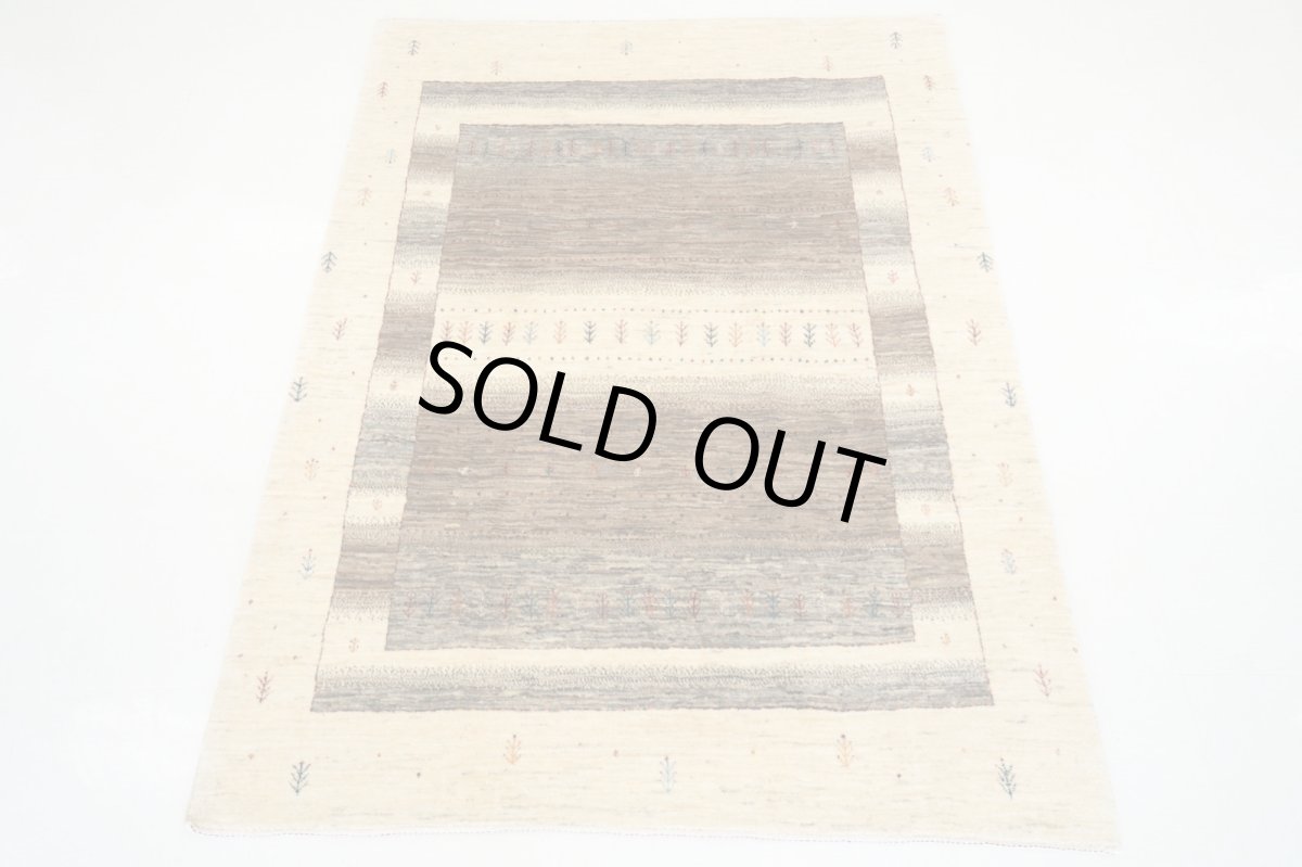 画像2: ゾランヴァリギャッベ：カシュクリ　リビング中（201×155)  (2)