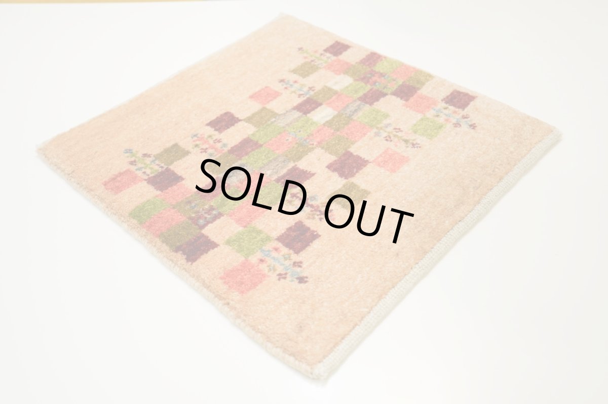 画像2: ゾランヴァリギャッベ：アマレ 座布団サイズ(46×44） (2)